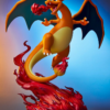 Charizard statue i nærbillede