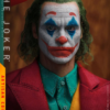 Nærbillede af Jokers ansigt og grønne hår