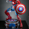 Iron Patriot i kampstilling med skjold