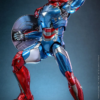 Iron Patriot med åben hånd og skjold