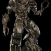 Megatron DLX actionfigur fra en lav vinkel