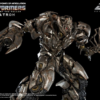 Megatron DLX actionfigur med løftet arm