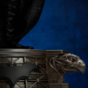 Nærbillede af statuebasens detalje