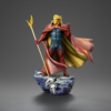 Adam Warlock statue forfra på klippebase